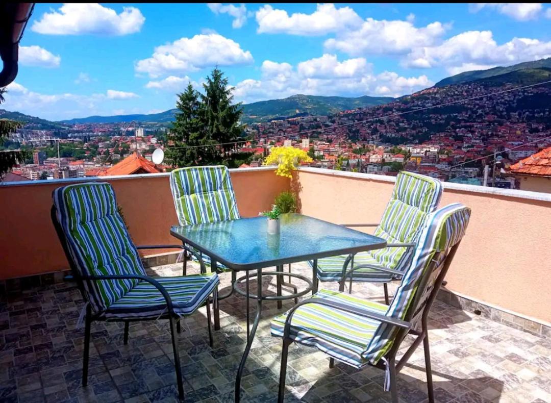 Garden Free Parking Apartamento Saraievo Exterior foto