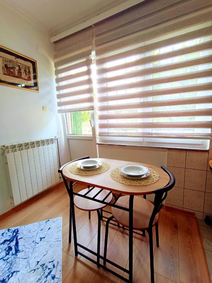 Garden Free Parking Apartamento Saraievo Exterior foto