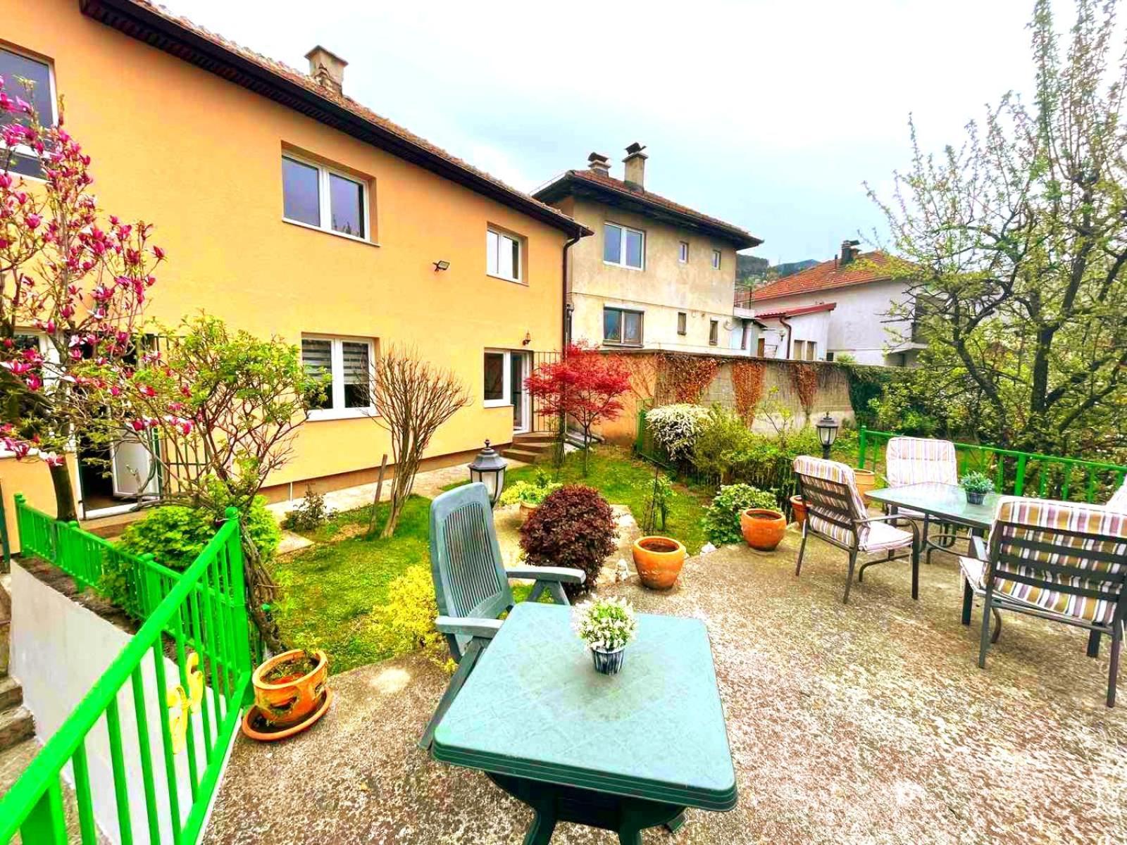 Garden Free Parking Apartamento Saraievo Exterior foto