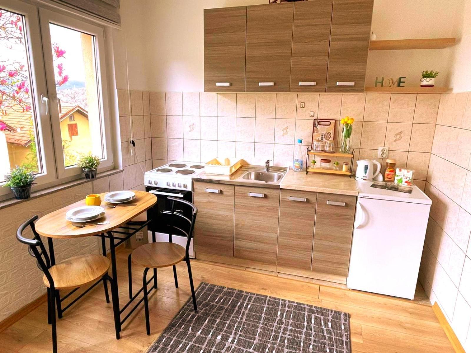 Garden Free Parking Apartamento Saraievo Exterior foto