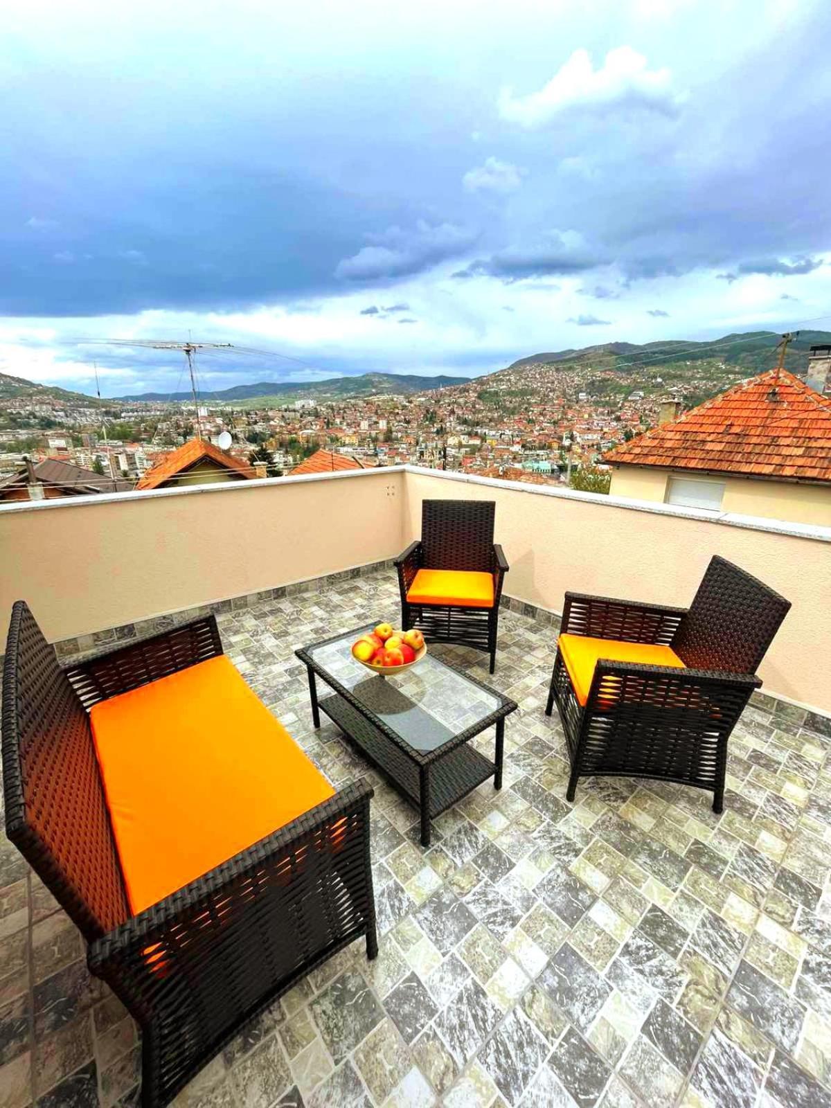 Garden Free Parking Apartamento Saraievo Exterior foto